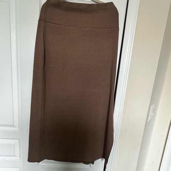heyson Dresses & Skirts - Chic Brown Maxi Skirt for Women